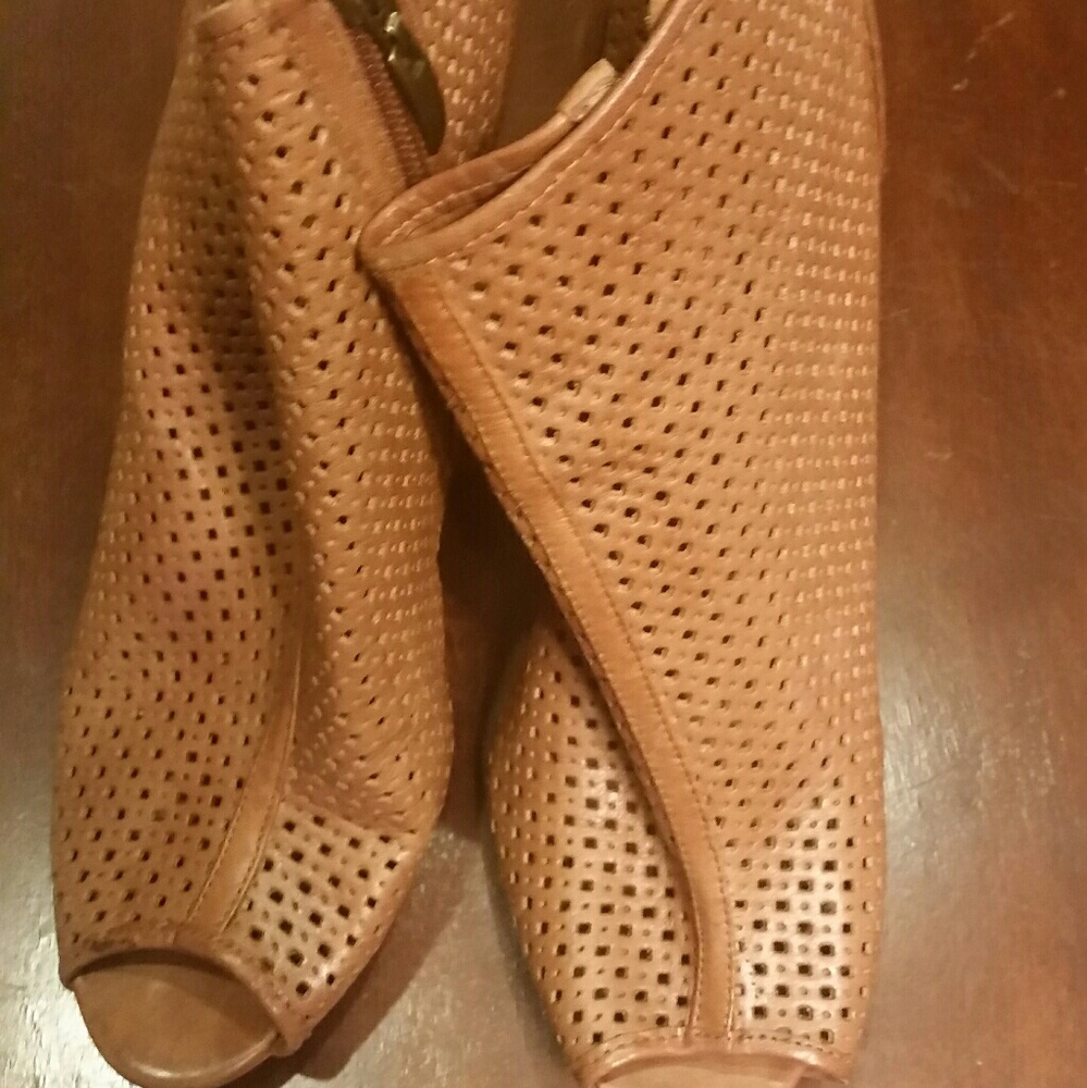 Aldo Mesh  Peep Toe